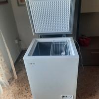Congelatore a pozzetto Akai