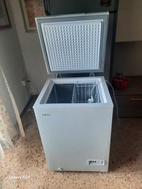 Congelatore a pozzetto Akai