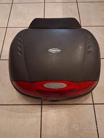 Bauletto moto 45 lt marca GIVI mod. Simply