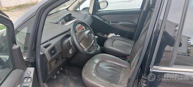 lancia musa 1.9 diesel 