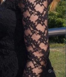 Abito da cerimonia nero con trasparenze