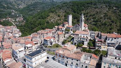 Ampio appartamento con posto auto