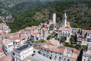 Ampio appartamento con posto auto