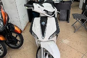 Piaggio Liberty 125 NUOVO 2026 euro 5 - PERMUTE