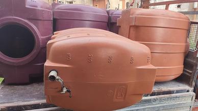 botte x vino in resina x cessata attività con valv