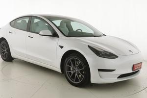 TESLA Model 3 RWD