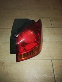 Fanale posteriore Mitsubishi Asx 2016