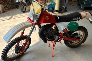 Villa moto cross