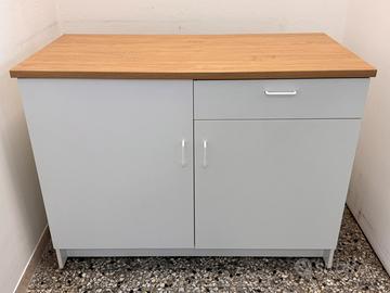 Mobile base Ikea KNOXHULT 122x61xh91