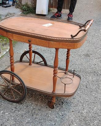 Carrellino per alcolici 