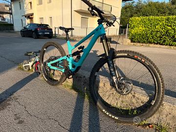 YT industries Capra Core 4