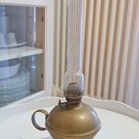 antica lampada da tavolo 