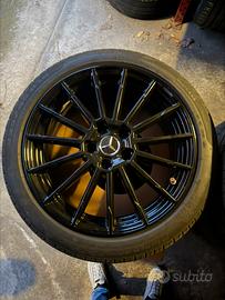 Cerchi con gomme estive