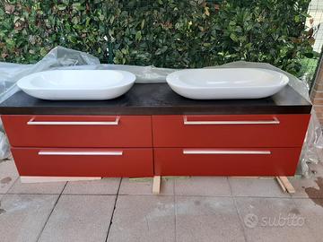 mobile bagno sospeso