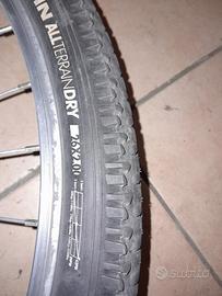 Ruote bici e mountan bike da 26", 27,5", 28"