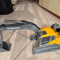 Escavatore radiocomandato Volvo