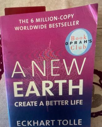 Libro inglese A new earth Eckhart Tolle