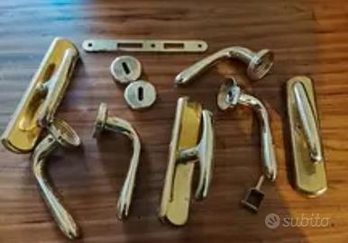 Maniglie porte e finestre in ottone 