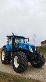 Trattore  agricolo