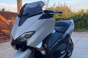 Yamaha tmax 530