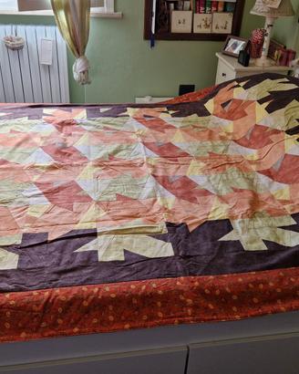 Coperta fatta a mano, in stile patchwork 