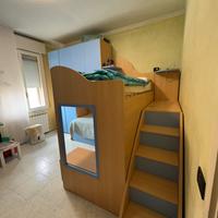 Cameretta con soppalco