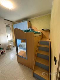 Cameretta con soppalco