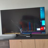 TV Hisense 50'' con schermo rotto per pezzi