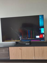 TV Hisense 50'' con schermo rotto per pezzi