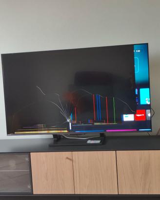 TV Hisense 50'' con schermo rotto per pezzi