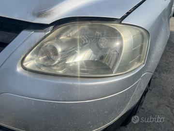 Fanale anteriore sinistro Volkswagen fox