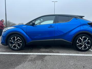Toyota CH-R 2000 cc