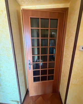 Porta da interno con vetrata