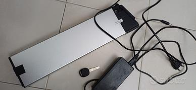 Batteria ADO A20 + caricabatterie