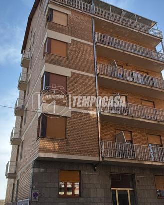 TRILOCALE LIBERO SUBITO CON BOX AUTO