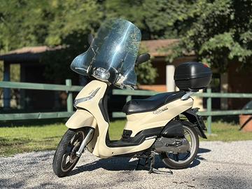 Peugeot Tweet 150 del 2011