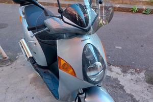 HONDA  CHIOCCIOLA  150 CON  POCHI KILOMETRI 