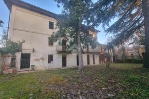 CASA SEMINDIPENDENTE A GASSINO TORINESE