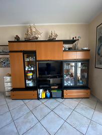 Mobile soggiorno componibile.