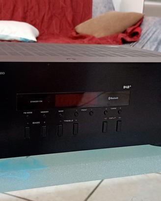 Sintoamplificatore YAMAHA R - S202D