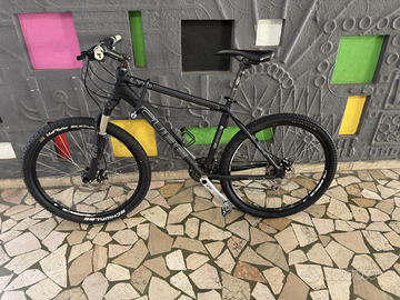 Bici mountain bike CUBE