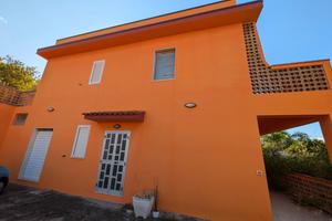 Villa indipendente su due piani