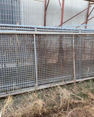 Recinzioni o box per animali