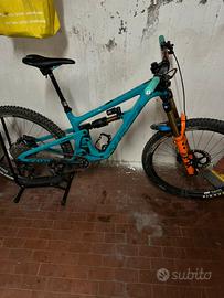 Yeti sb160
