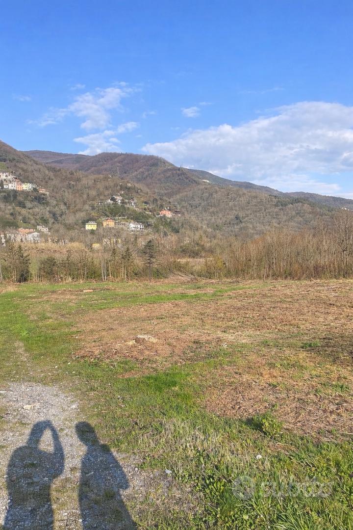 Terreno di mq 9000 - Vista 3