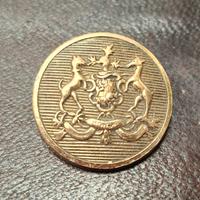 Antico bottone divisa militare