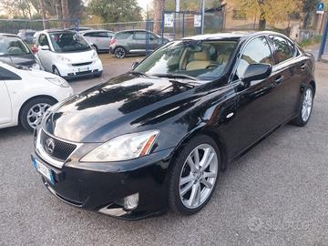 Lexus IS 250 MC Luxury automatico