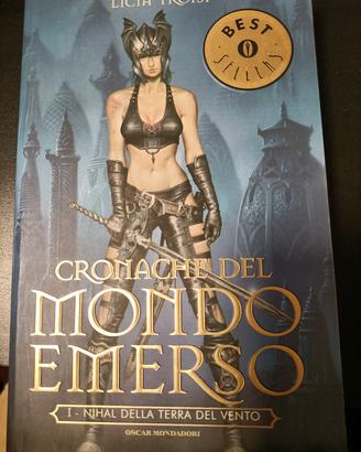 libro Cronache del mondo Emerso