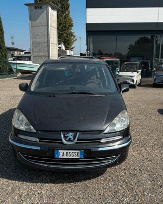 Peugeot 807 2.0 HDi FAP SV