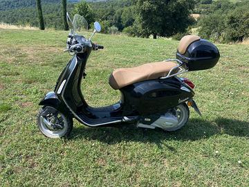 Vespa Primavera 125